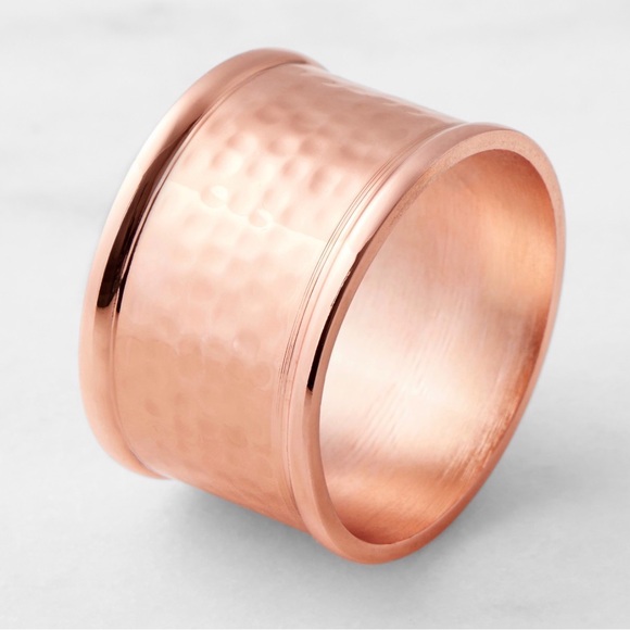 Williams Sonoma Other - NWT Williams Sonoma Hammered Copper Napkin Rings, Set of 4